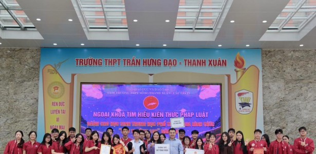 HTMERS TỰ TIN TRANH TÀI TẠI CUỘC THI TÌM HIỂU PHÁP LUẬT 2025 – CỤM THPT SỐ 4